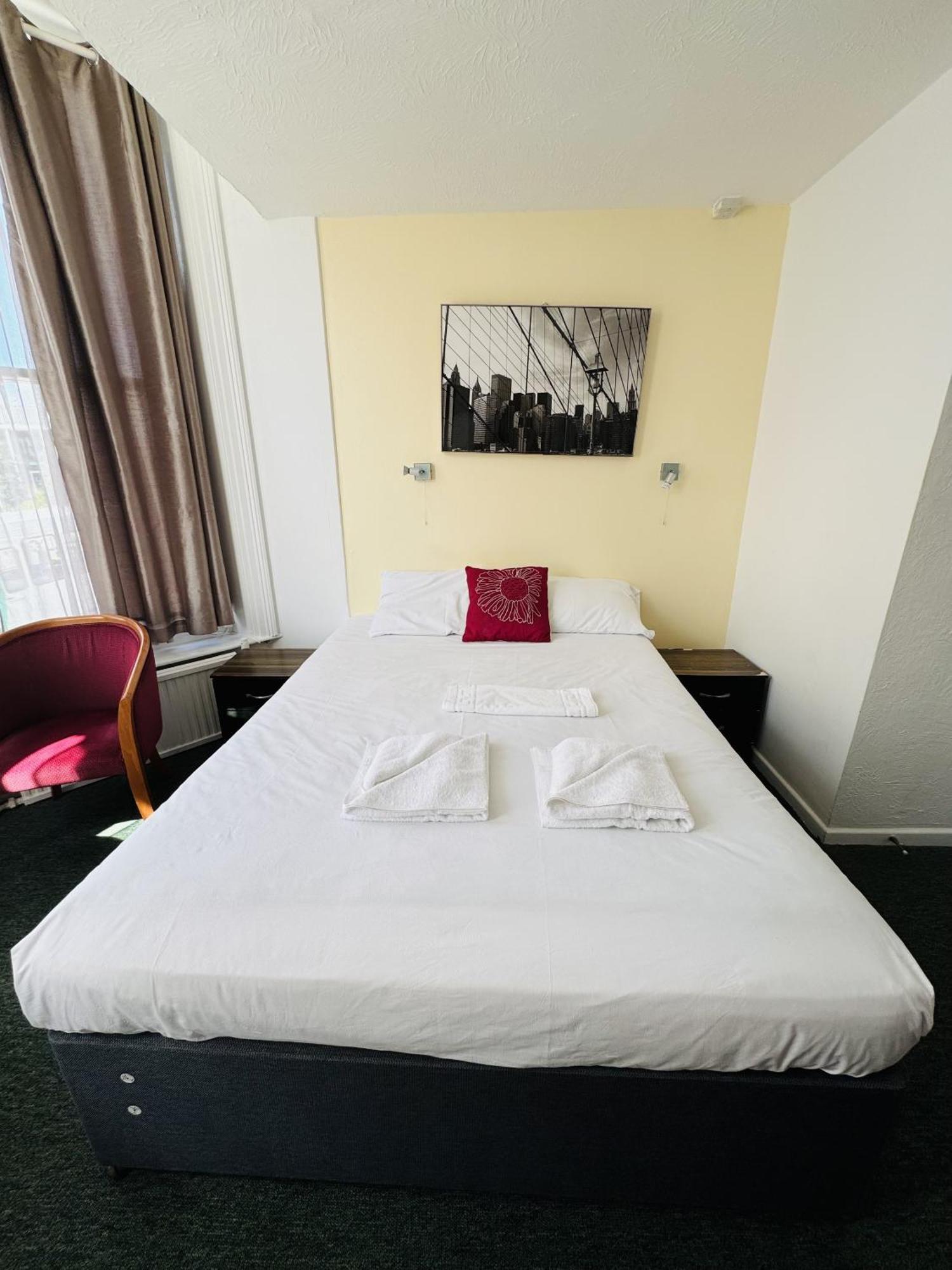 Carlton Court Hotel AEGON International Esterno foto