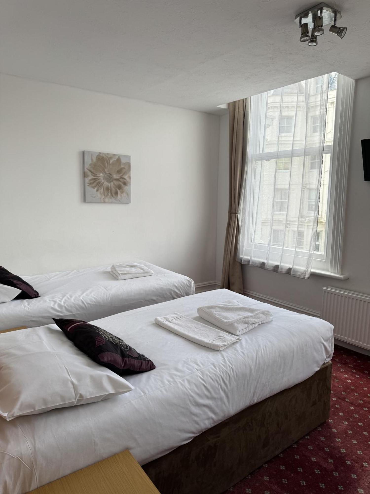 Carlton Court Hotel AEGON International Esterno foto
