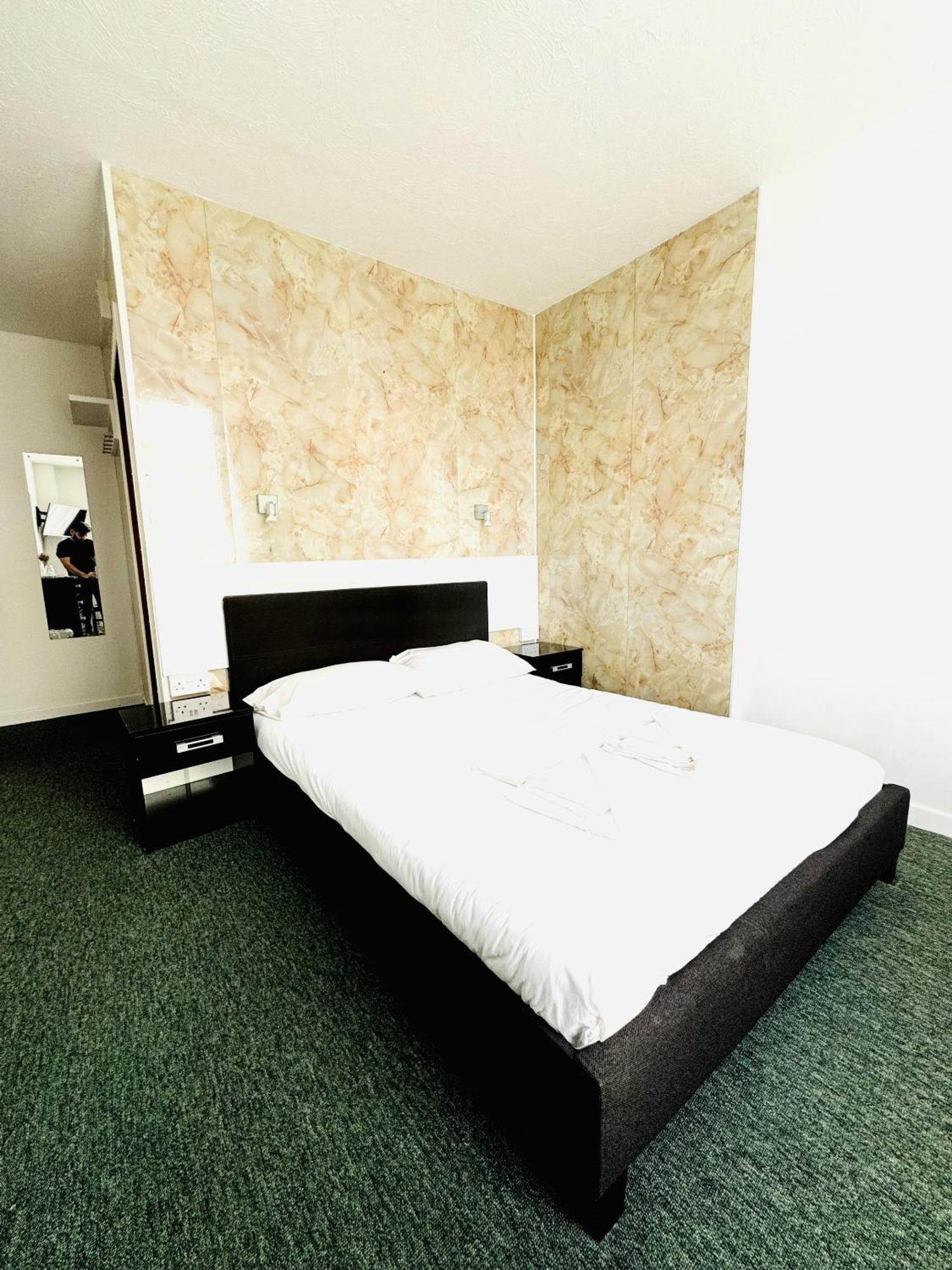 Carlton Court Hotel AEGON International Camera foto